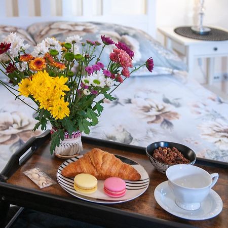 Apartament Moments Stare Miasto Style And Comfort Netflix คราคูฟ ภายนอก รูปภาพ