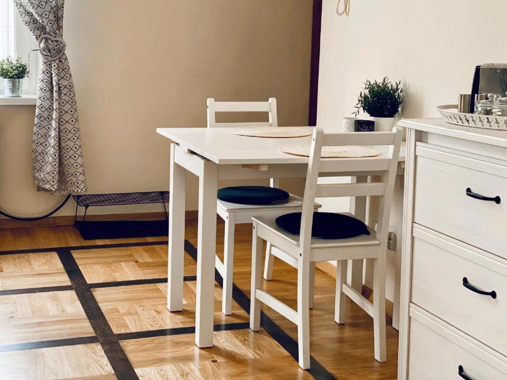Apartament Moments Stare Miasto Style And Comfort Netflix คราคูฟ ภายนอก รูปภาพ