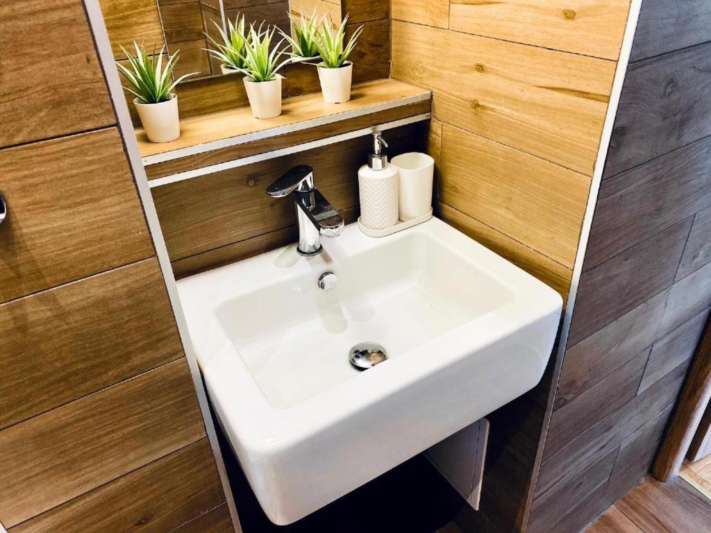 Apartament Moments Stare Miasto Style And Comfort Netflix คราคูฟ ภายนอก รูปภาพ