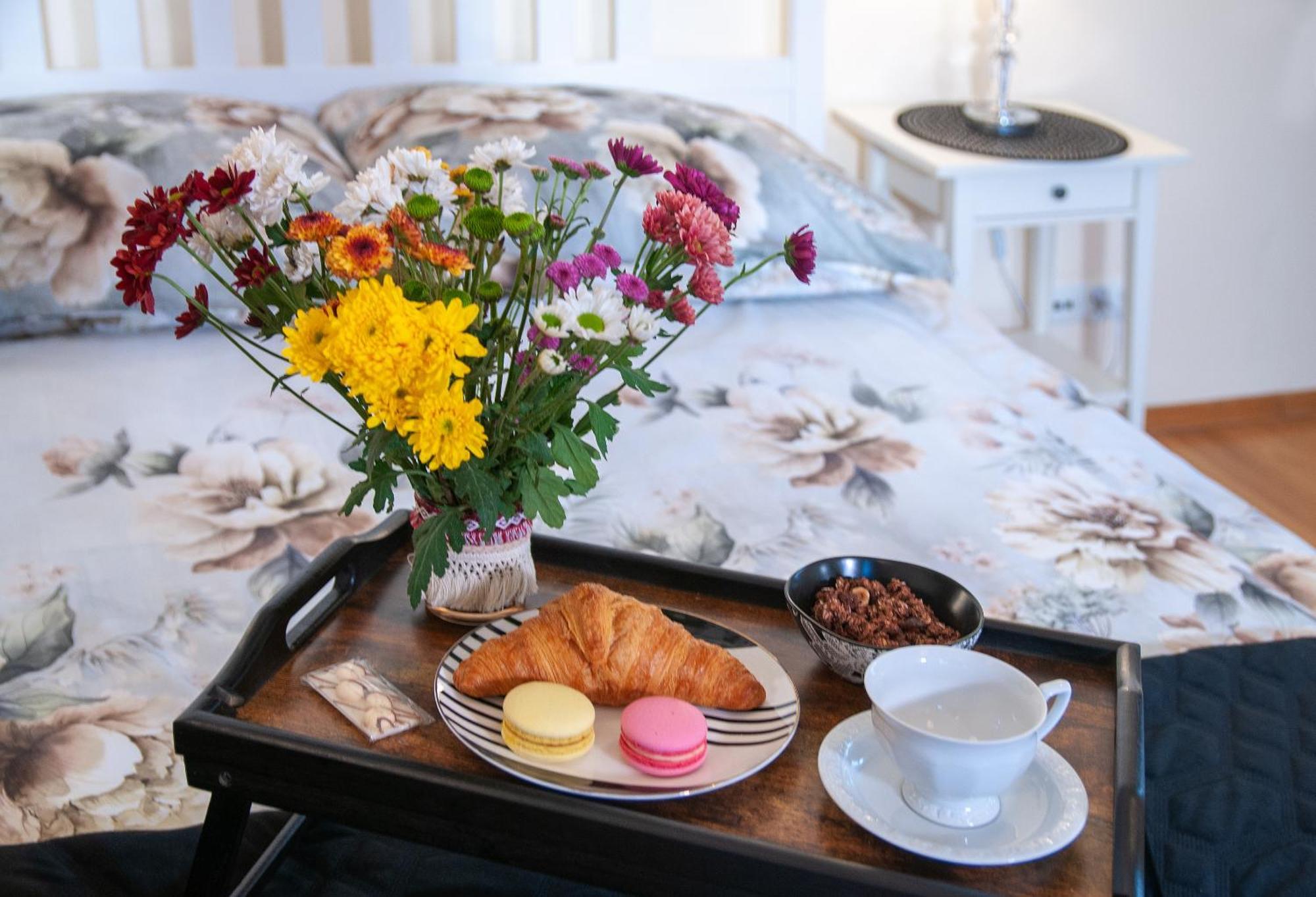 Apartament Moments Stare Miasto Style And Comfort Netflix คราคูฟ ภายนอก รูปภาพ